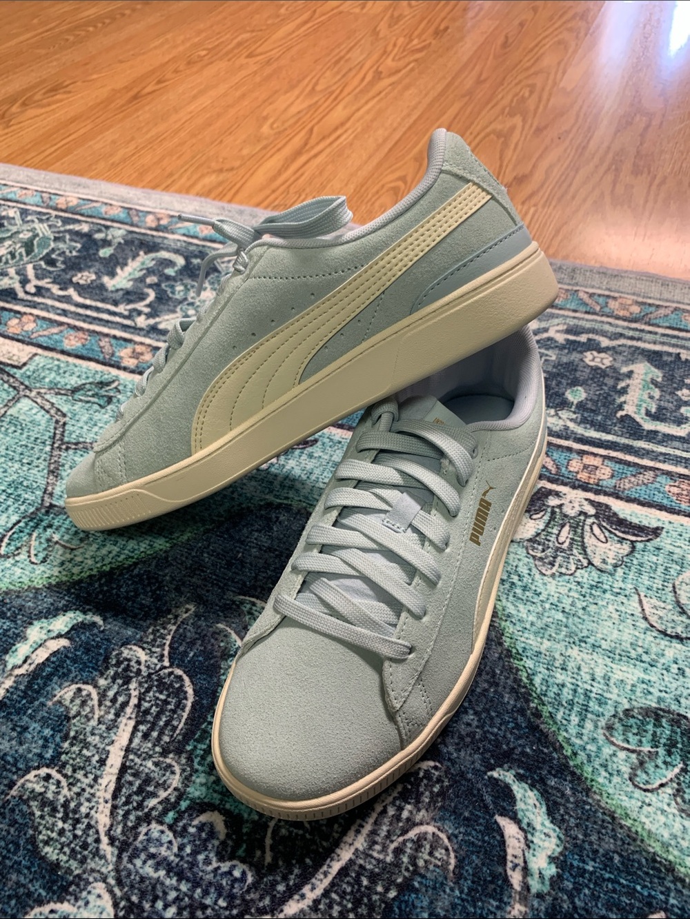 Puma soft foam 8.5 new light baby blue leather shoes sneakers